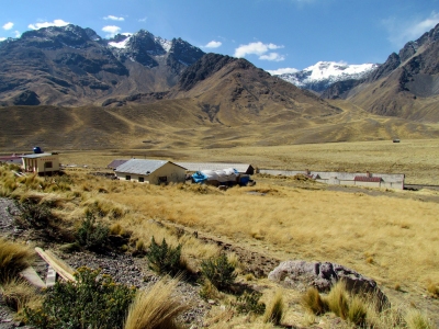 129 Abra La Raya Altiplano Peru 2949 (bobistraveling)  [flickr.com]  CC BY 
Informazioni sulla licenza disponibili sotto 'Prova delle fonti di immagine'