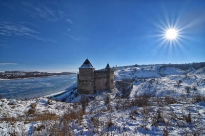 Chotyn Fortress (Serge Krynytsia)  [flickr.com]  CC BY-SA 
Informazioni sulla licenza disponibili sotto 'Prova delle fonti di immagine'