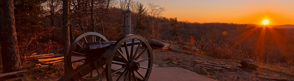 Gettysburg Sunset Cannon - HDR (Nicolas Raymond)  [flickr.com]  CC BY 
Informazioni sulla licenza disponibili sotto 'Prova delle fonti di immagine'