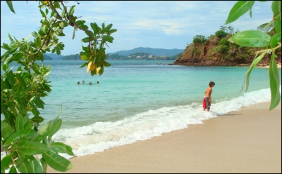 Playa Conchal, Guanacaste Costa Rica (Arturo Sotillo)  [flickr.com]  CC BY-SA 
Informazioni sulla licenza disponibili sotto 'Prova delle fonti di immagine'