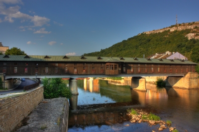 The bridge of Lovech (Klearchos Kapoutsis)  [flickr.com]  CC BY 
Informazioni sulla licenza disponibili sotto 'Prova delle fonti di immagine'