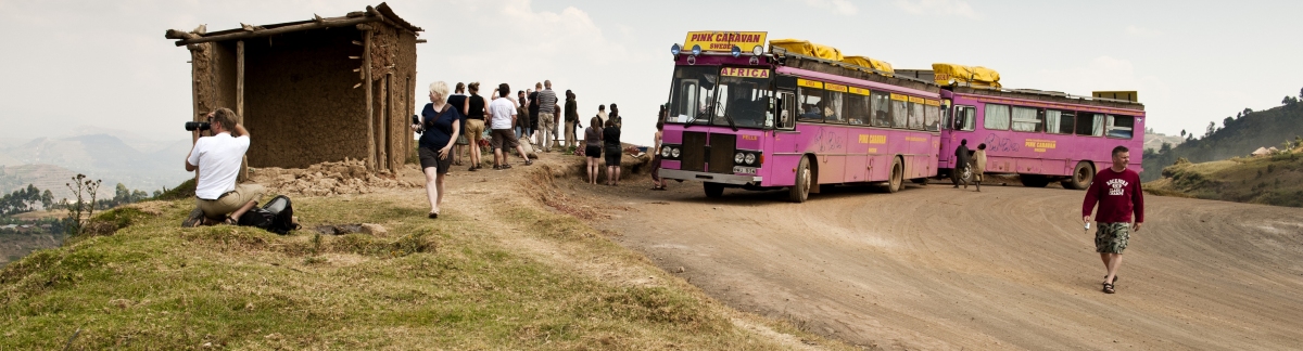 Uganda - on the road (Göran Höglund (Kartläsarn))  [flickr.com]  CC BY 
Informazioni sulla licenza disponibili sotto 'Prova delle fonti di immagine'